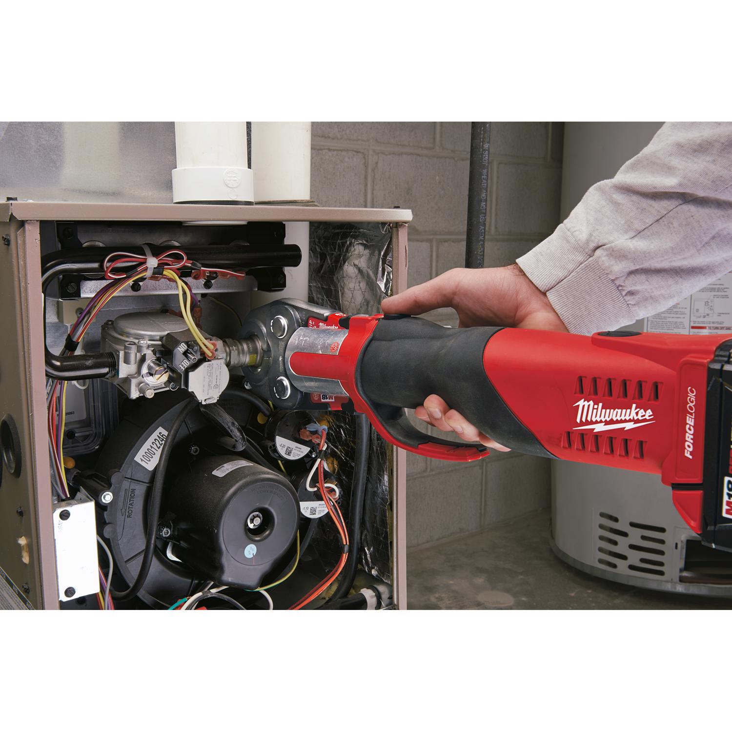 Milwaukee M18 2 in. Press Jaw Kit Black 7 pc - Jamoozus