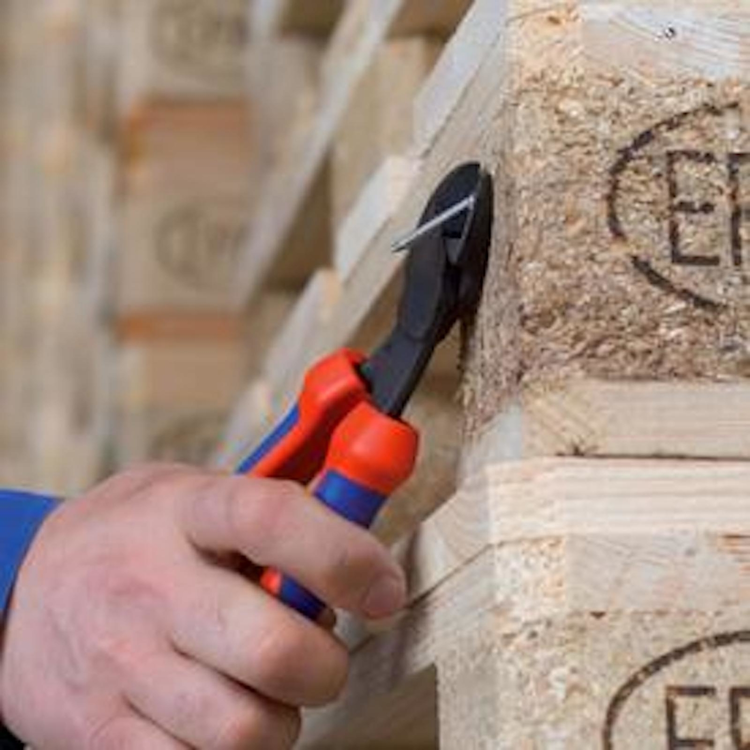 Knipex 8 in. L Angled Diagonal Wire Cutter - Jamoozus