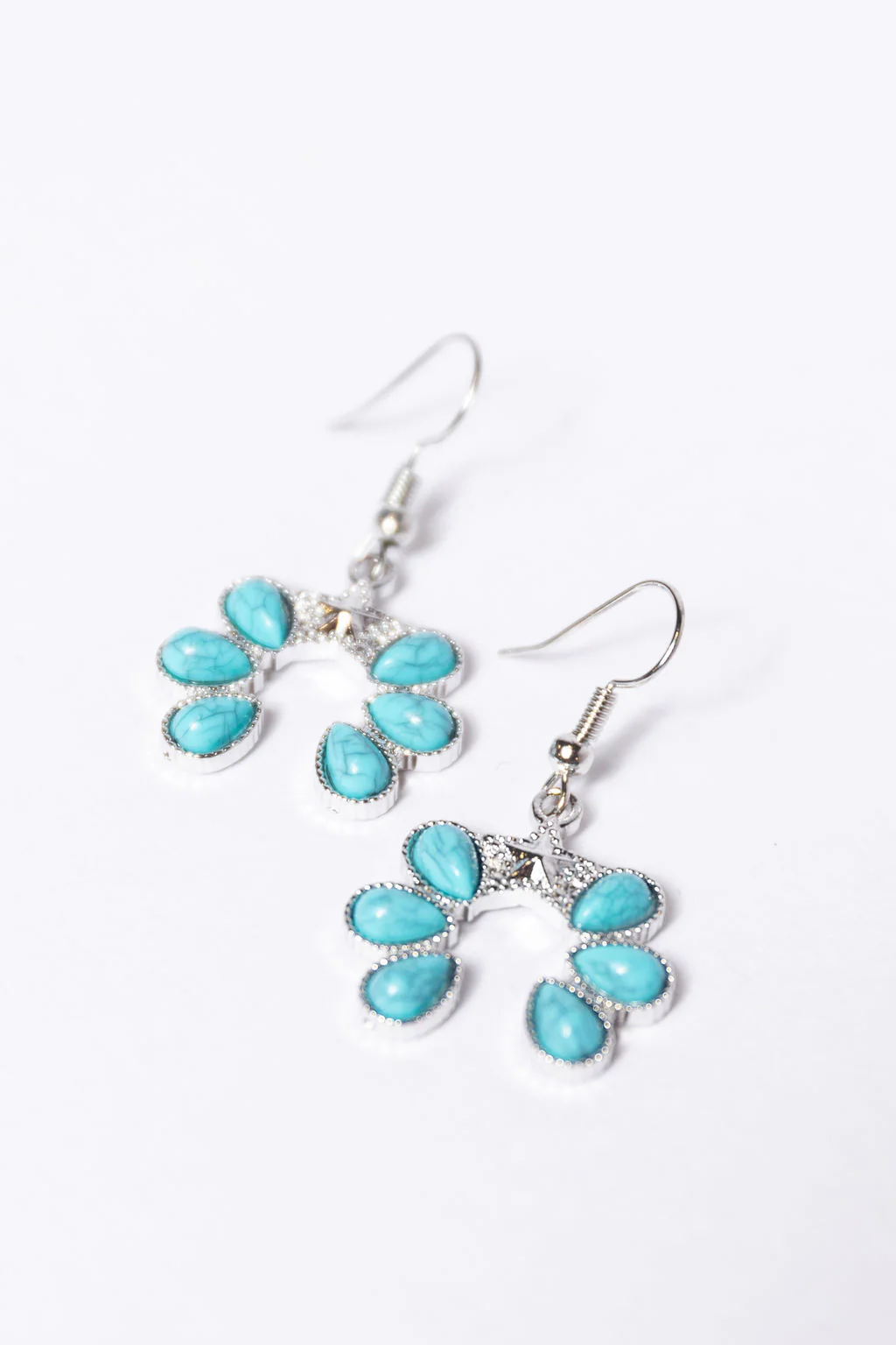 Turquoise Horseshoe Earrings DOORBUSTER - Jamoozus
