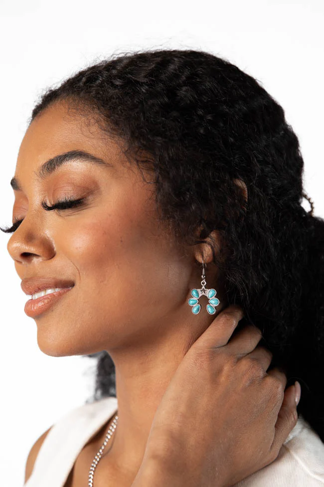 Turquoise Horseshoe Earrings DOORBUSTER - Jamoozus