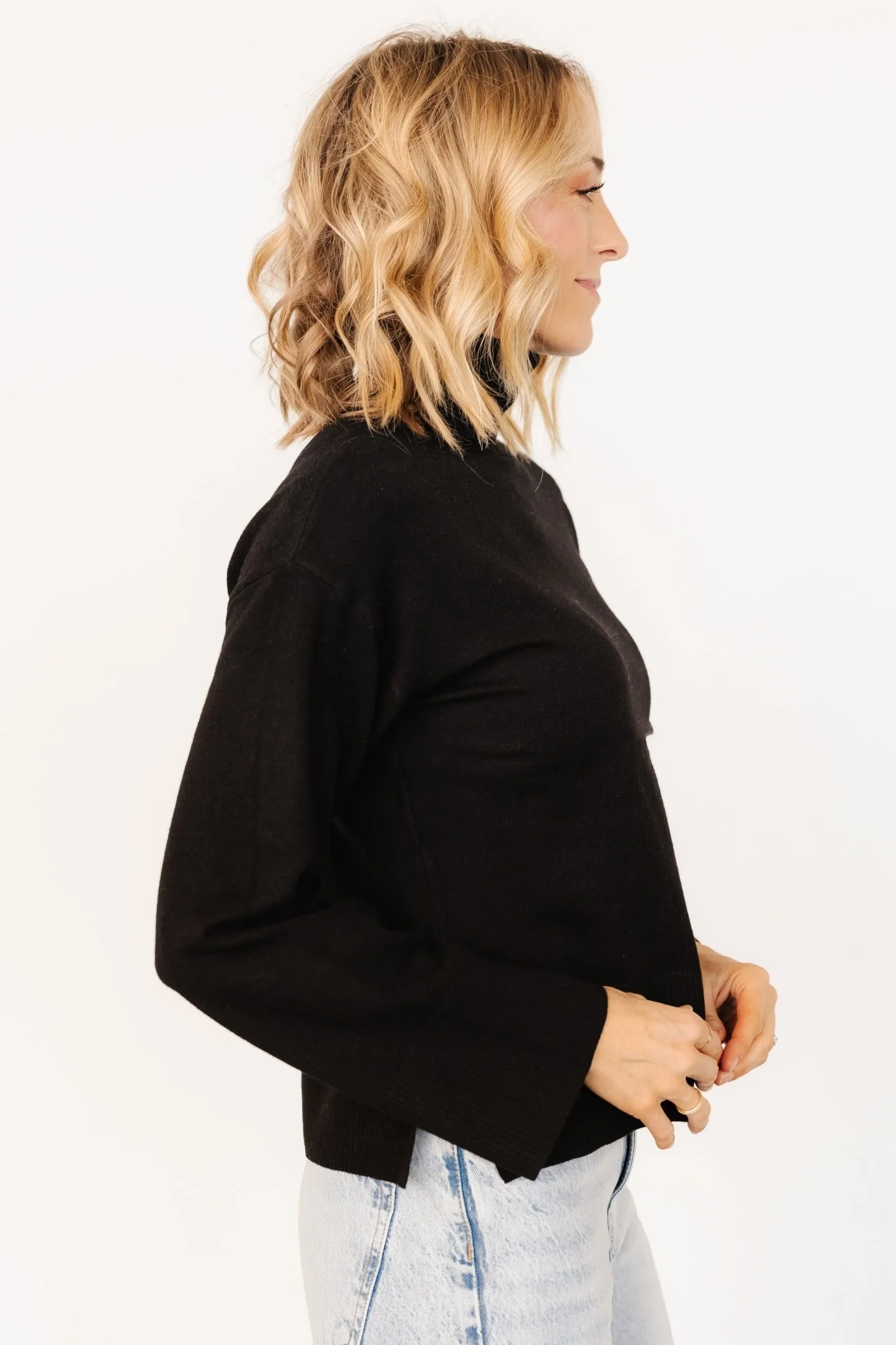 Irene Turtleneck Sweater Top | Black - Jamoozus